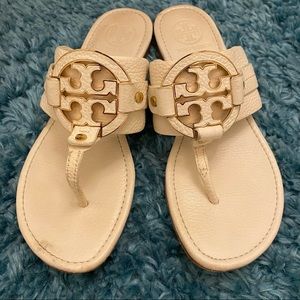Tory Burch Leather Amanda Flat T-Shaped Thong Sandal